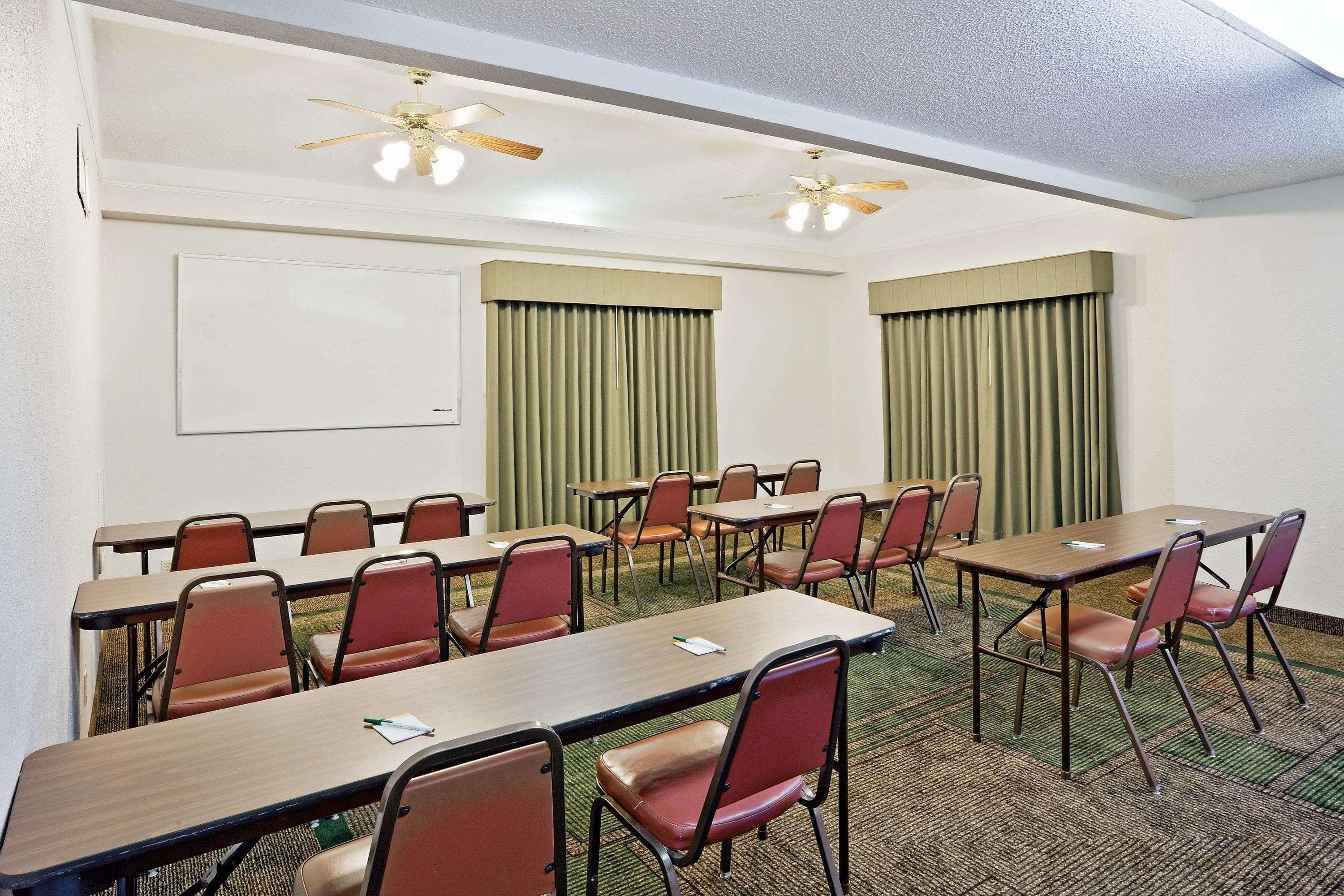 La Quinta Inn By Wyndham Merrillville Exteriér fotografie